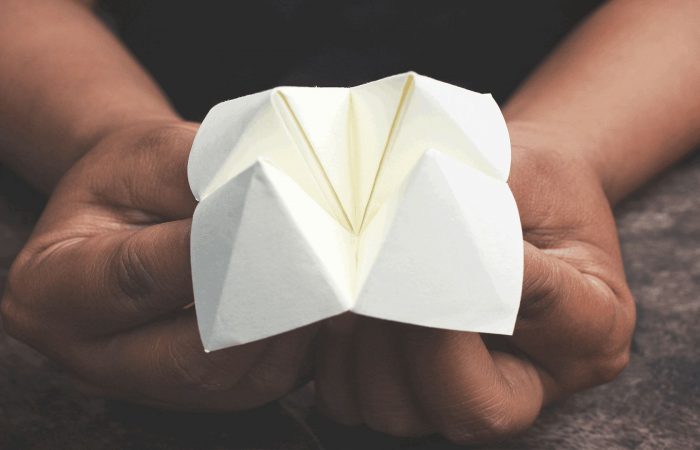 How to make a DIY paper fortune teller
